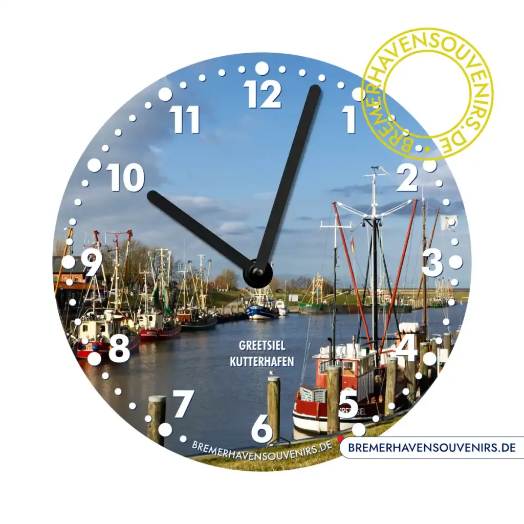 Greetsiel Kutterhafen Wanduhr